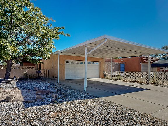 3rd image of 600 Palomas Dr SE