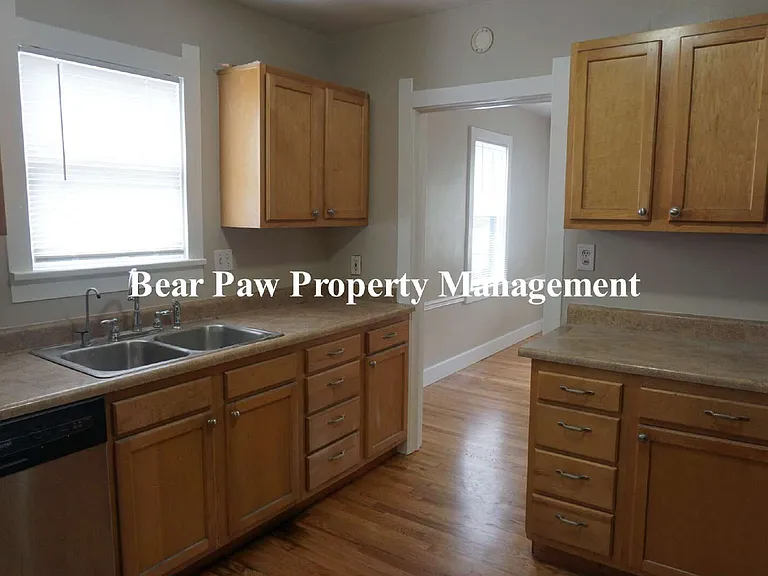 1390 Reed St — Photo 11