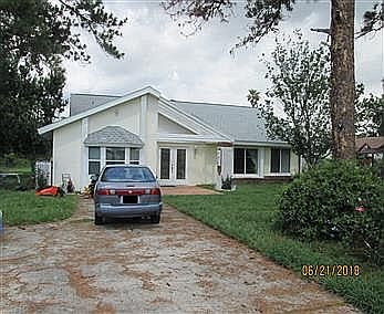 1st image of 834 E Flag Ln