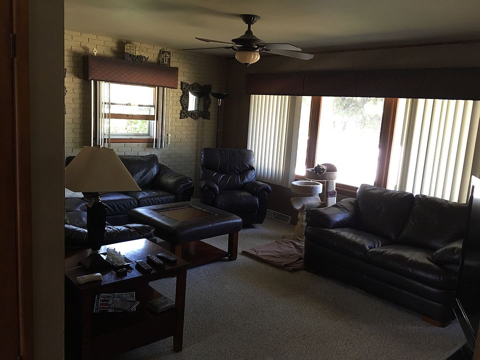 2nd image of 8033 W Wilbur Ave