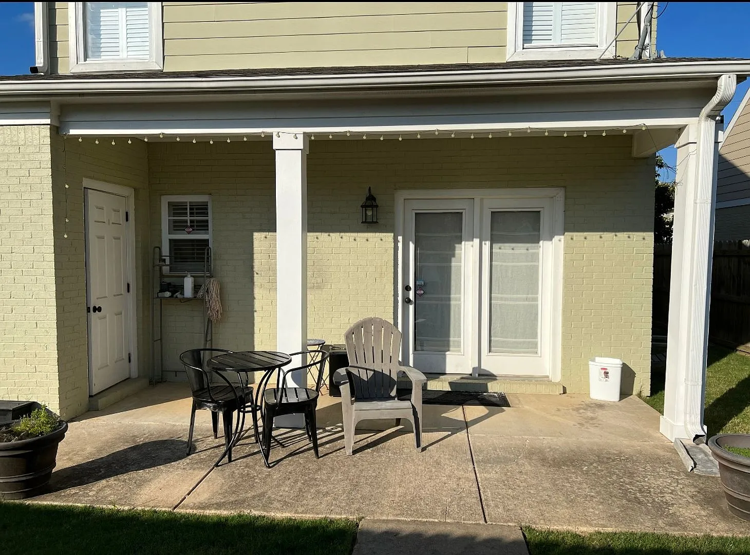 3 bed 2.5 bath house on Anchorage Road! — Photo 2