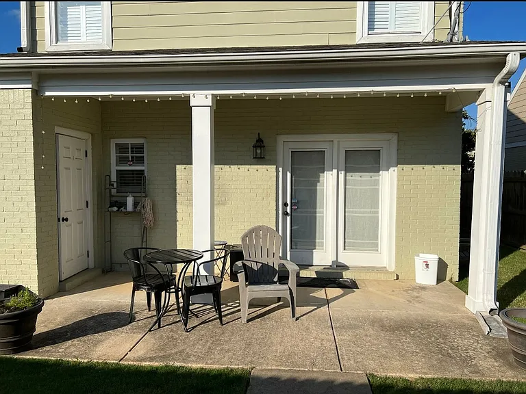1027 Anchorage Rd — Photo 2