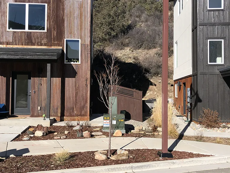 219 Rosemary Ln #B — Photo 1