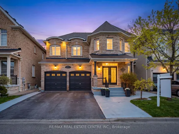 23 Addiscott St, Brampton, ON L6R 0Y2