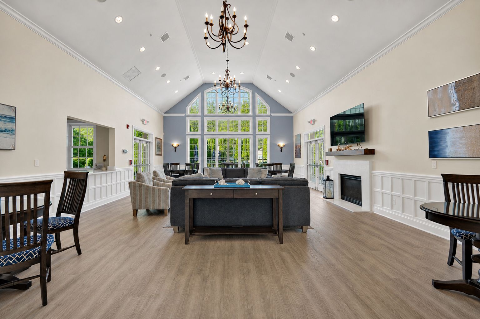  Spacious Clubhouse Great Room with vaulted ceiling and fireplace