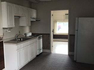 916 Main St APT 5, Akron, PA 17501