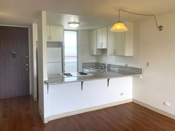5210 Likini St, Honolulu, HI