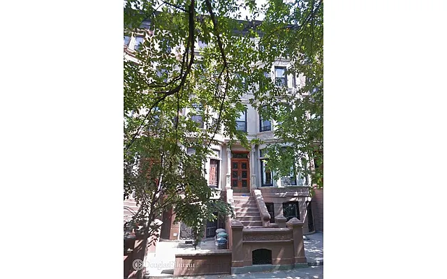 Rented by Douglas Elliman | media 10