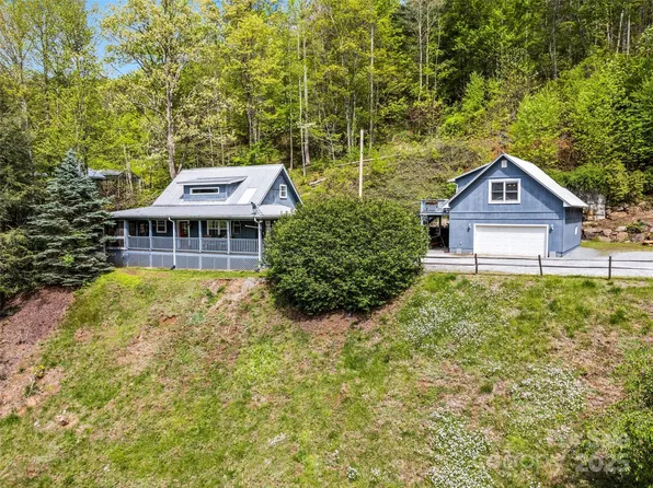 195 Three Springs Rd, Sylva, NC 28779