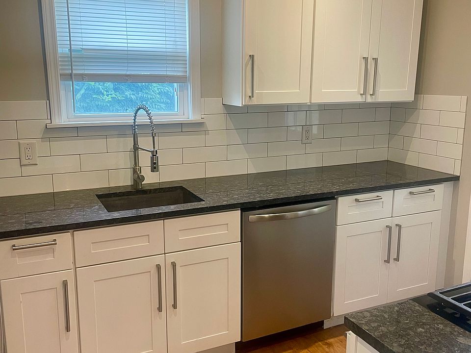 1st image of 1132 Milan Ave