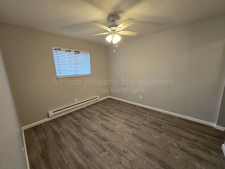 2625 S Big Bend Blvd — Photo 8