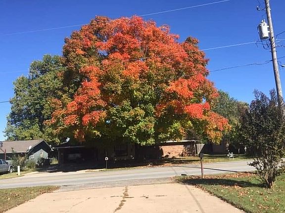 2nd image of 802 NW 14th St