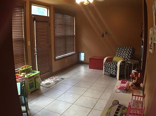 5th image of 8305 Thorne Hollow Cv