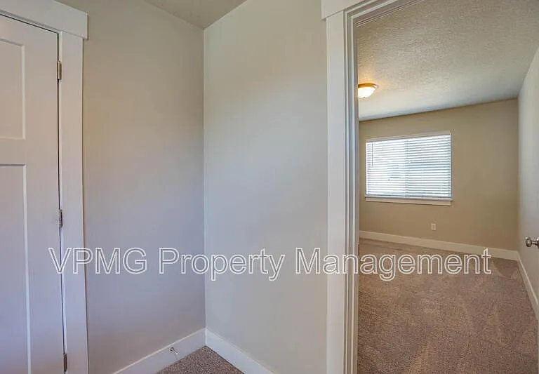 2932 NW 16th St #A — Photo 12