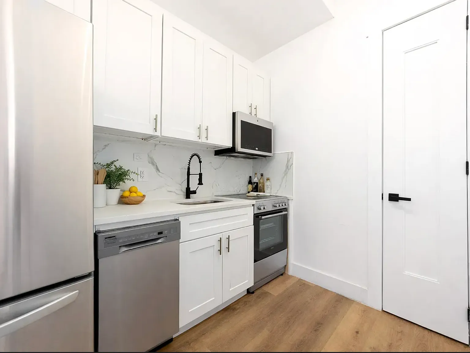 161 West 54th Street — Photo 2