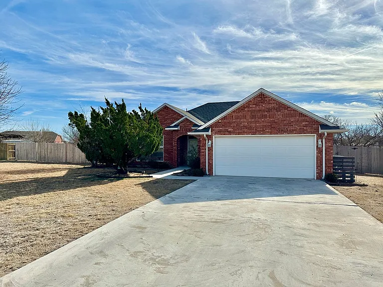 27 NW Havenshire Cir — Photo 2