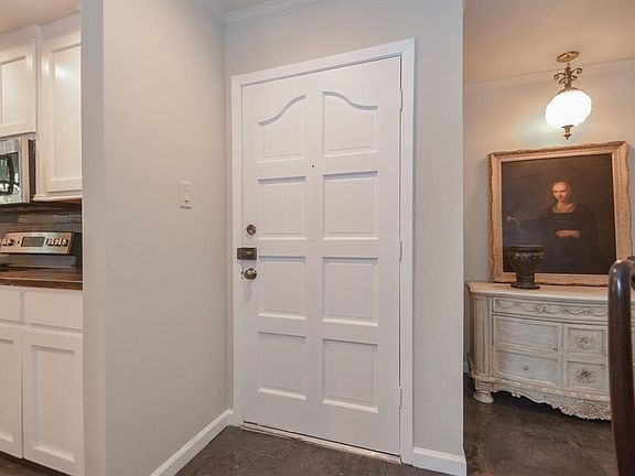 5th image of 10555 Turtlewood Ct Unit 402