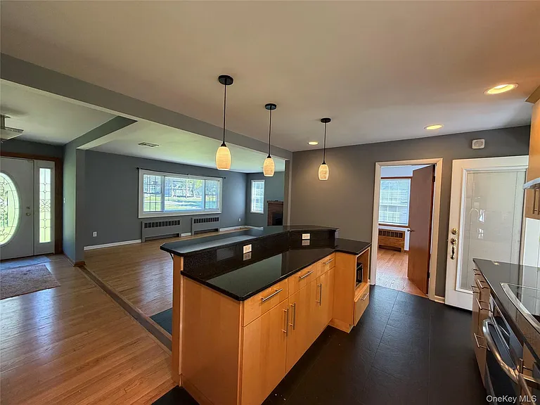 466 Route 82 — Photo 10