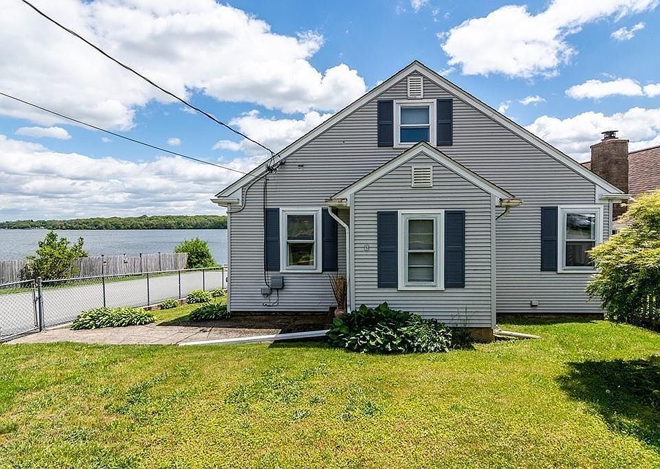 1st image of 4 Lake Ave