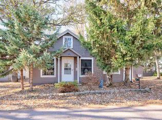 2215 Okoboji Blvd, West Okoboji, IA 51351