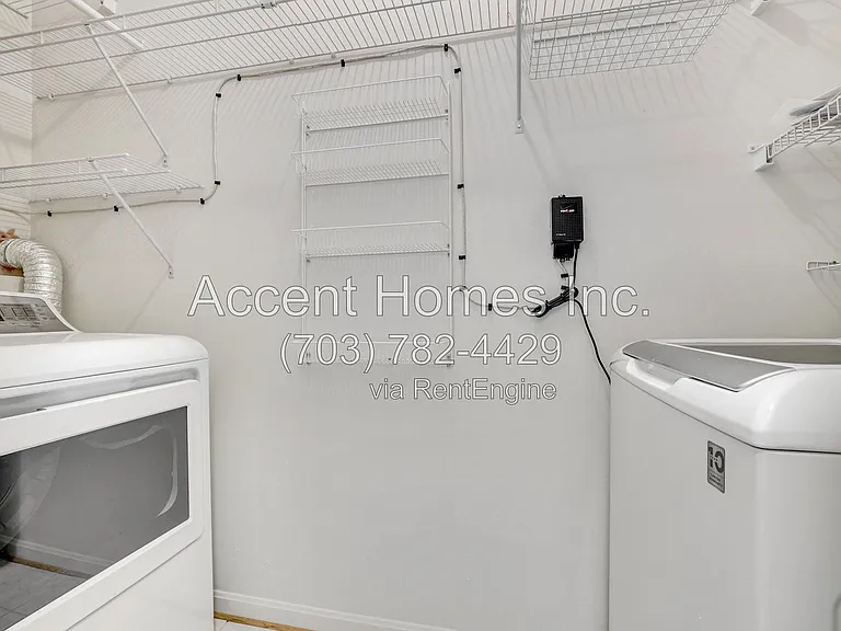 21217 Millwood Sq — Photo 47