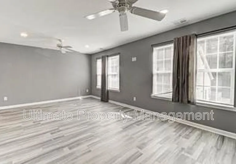 4633 Crawdad Ct — Photo 10