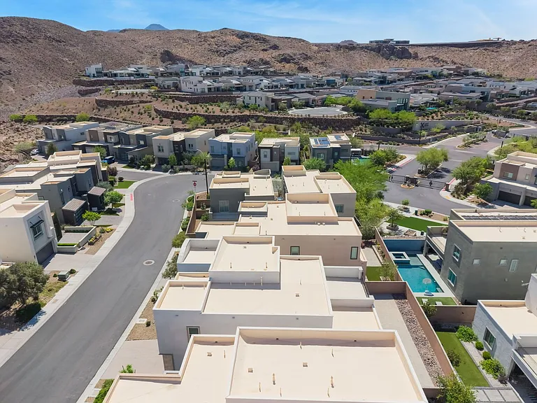 813 Horizon Canyon Dr — Photo 59