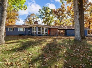 4508 Meadow Dr, High Ridge, MO 63049