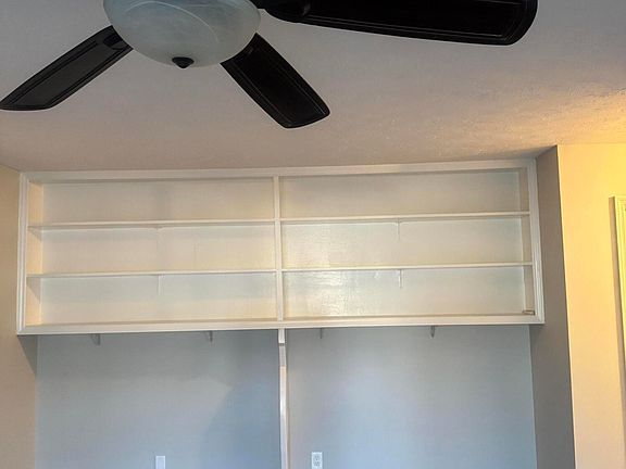 5th image of 175 Malabu Dr APT 32