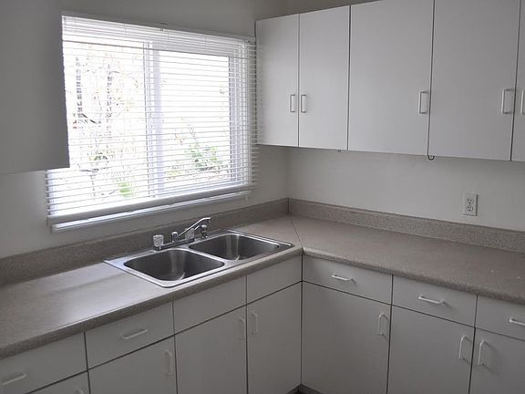 5th image of 3331 B St