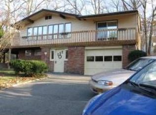 120 Lake Park Ter, Hewitt, NJ 07421