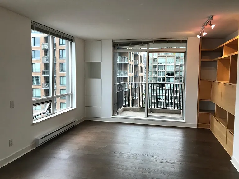 1055 Homer St #1502 — Photo 5