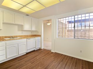 8633 Balboa Blvd UNIT 17, Northridge, CA 91325