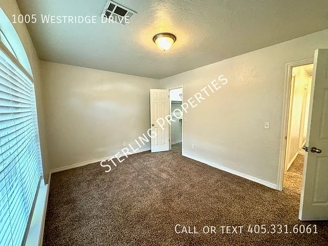 1005 Westridge Dr — Photo 15