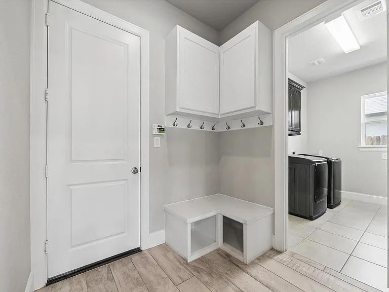 10227 Wylde Point Ln — Photo 30