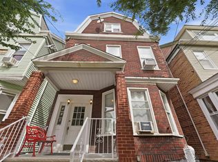 314 21st St, Union City, NJ 07087