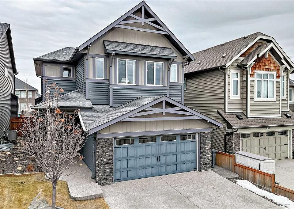 1st image of 28 W Mount Rae Pl