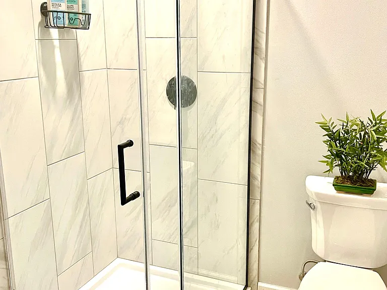 4315 Monona Dr — Photo 5