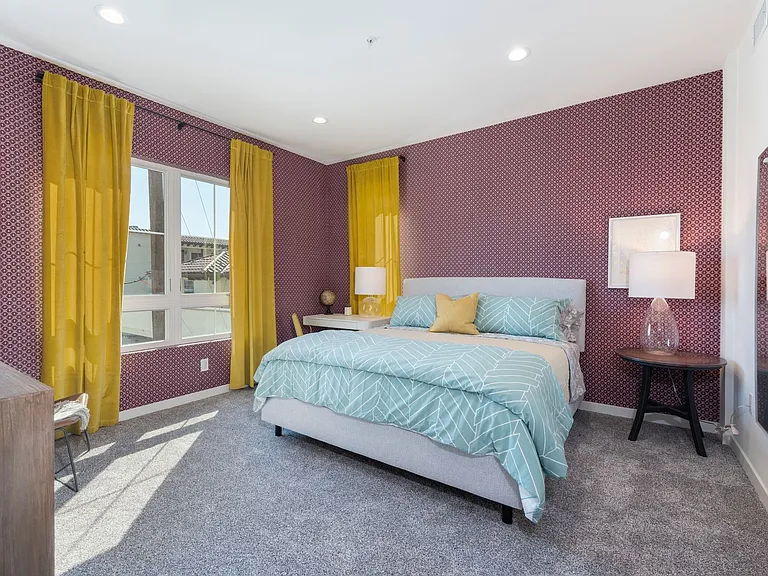 Mission View Residences — Photo 44