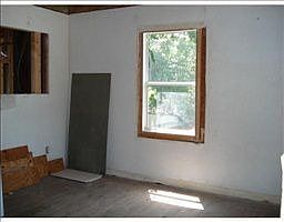 3rd image of 1131 Sedeeva St
