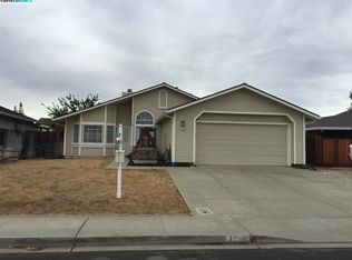 1730 Gateway Dr, Oakley, CA 94561
