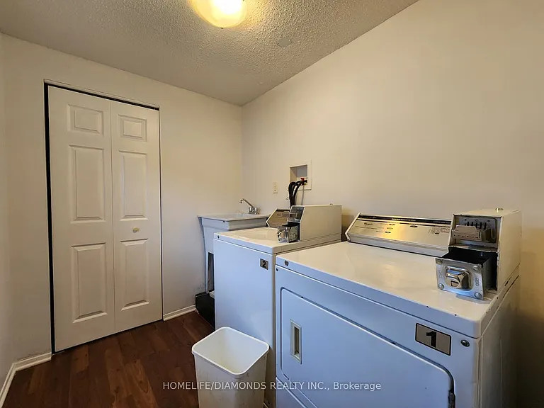 5 Calcott Ct #UPPER — Photo 16