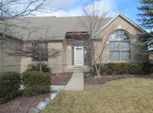4108 Renee Dr, Troy, MI