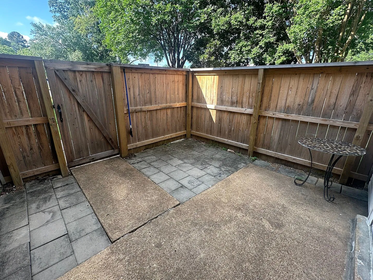 2BD/1.5BA Townhouse located on the Germantown/Memphis Line! — Photo 3
