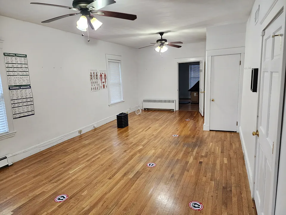 43 Cummins Hwy #1L