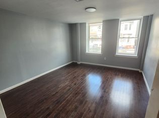 275 S 7th St #B, Newark, NJ 07103