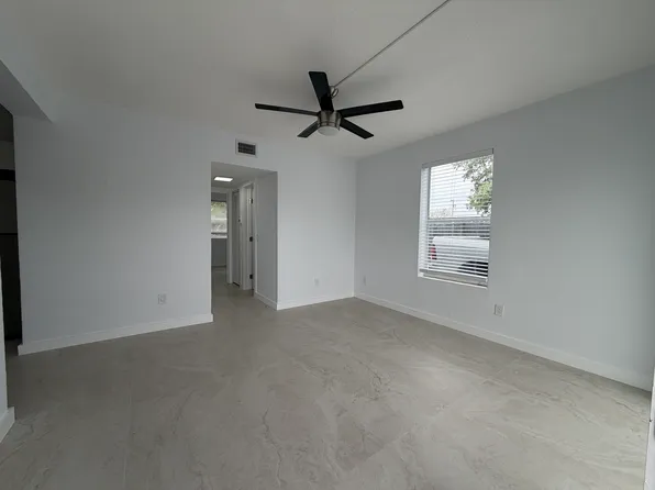 5990 NE 4th Ct APT 3, Miami, FL 33137