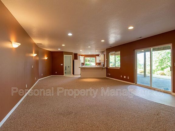 3rd image of 18606 NE 149th St #B