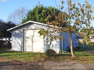 17205 S Passley Rd, Brookings, OR 97415