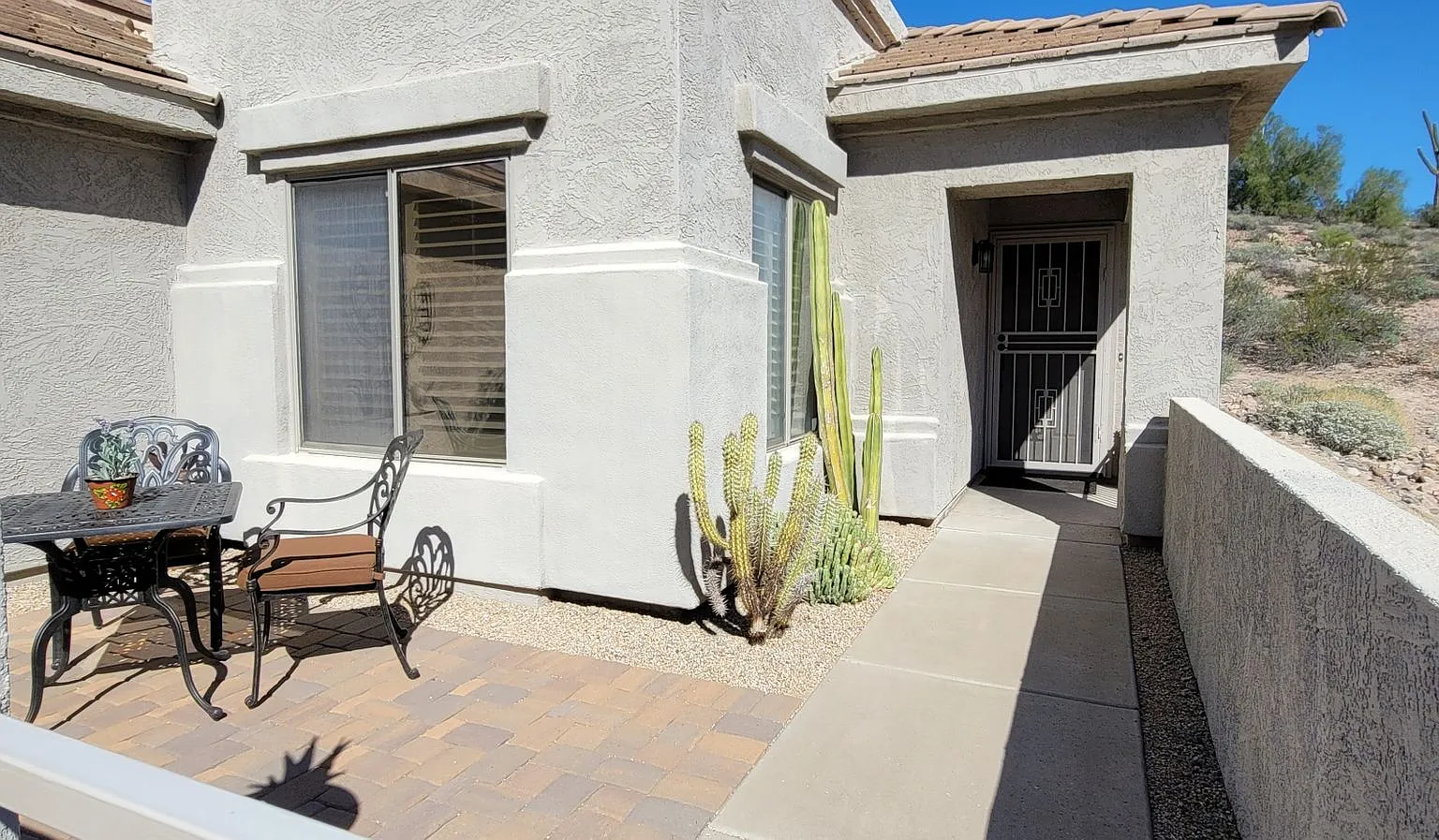 Furnished Single Family Home-Rate Displayed Is For Winter Season — Photo 3